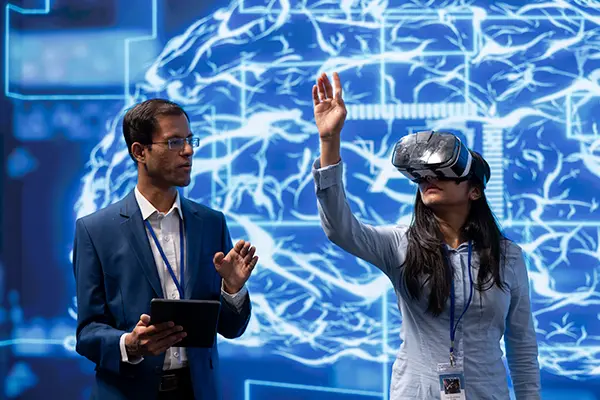 Implementación de inteligencia artificial en eventos con asistentes virtuales y análisis predictivo