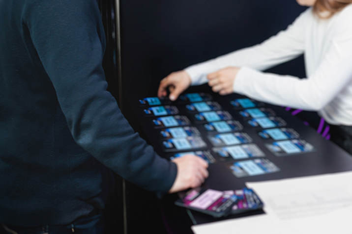 Eventos para gente cansada: cómo diseñar experiencias que respetan la energía del asistente