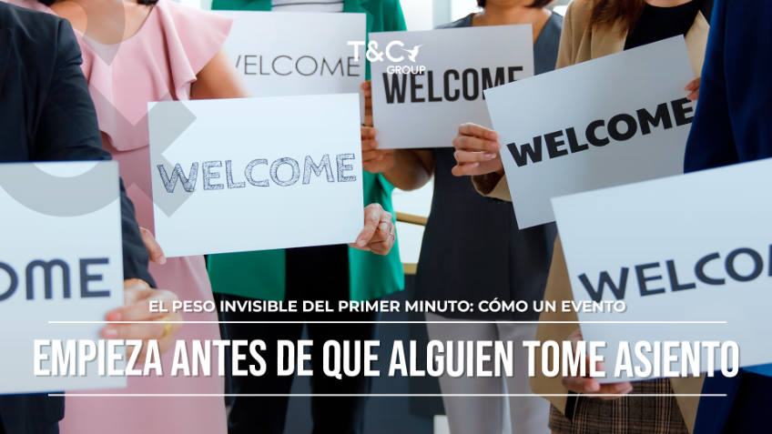El peso invisible del primer minuto: cómo un evento empieza antes de que alguien tome asiento